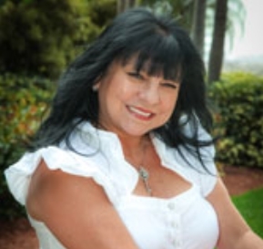 Luz A. Gil - Profile Photo